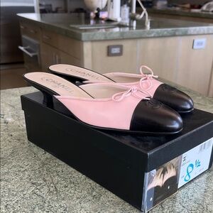 New Y2K CHANEL Pink and Black Mules 8.5
